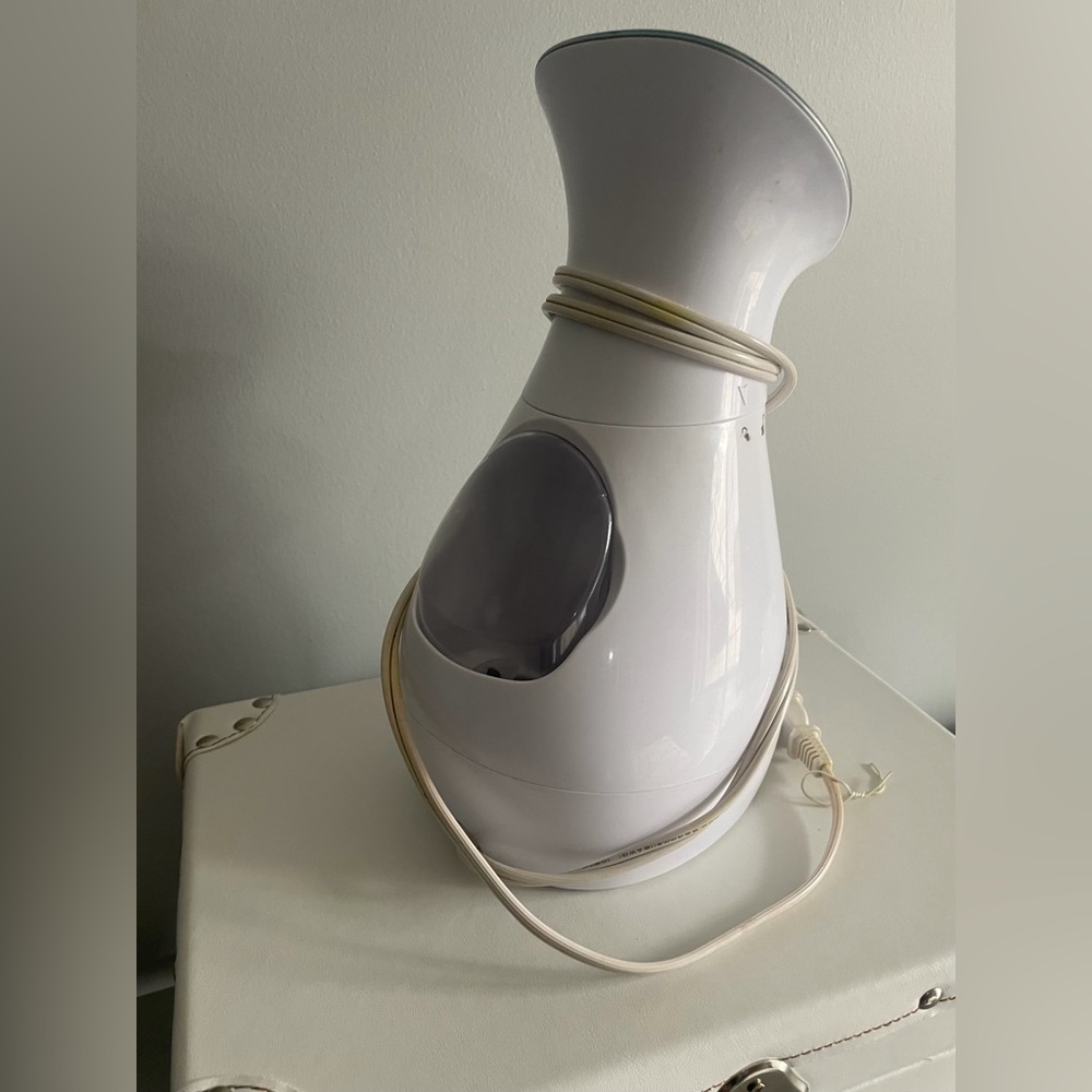 Pure Daily Care Facial Steamer & Humidifier - Picture 3 of 6